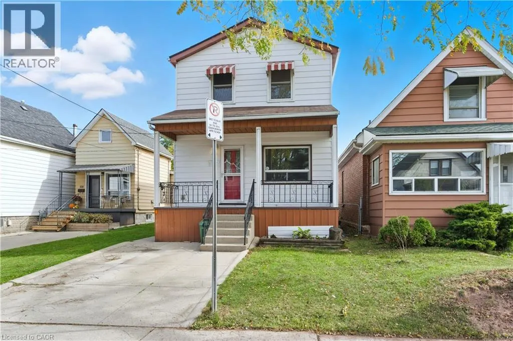 116 ROBINS Avenue