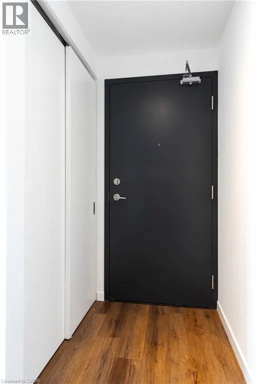 7 SMITH Crescent Unit# 424, #424