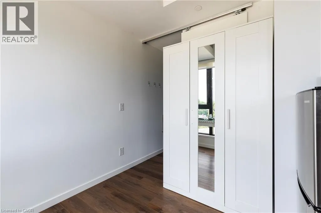 7 SMITH Crescent Unit# 424, #424