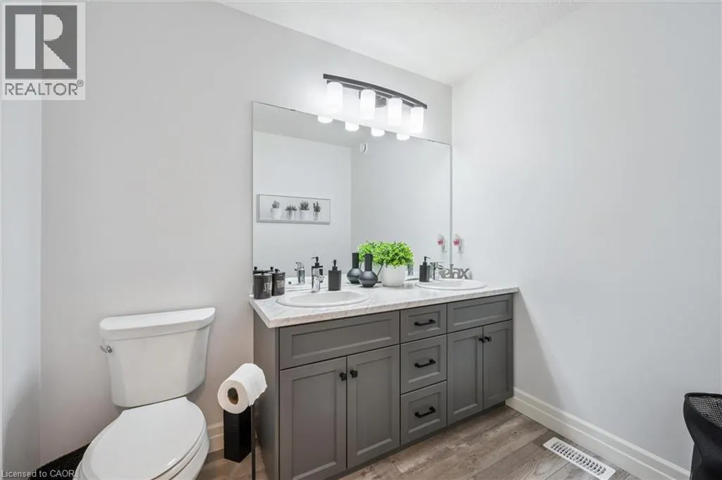 164 WOODBERRY Crescent