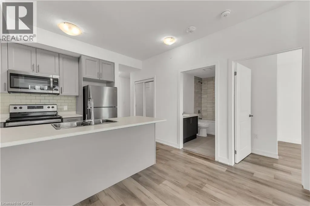 460 DUNDAS Street E Unit# 610, #610