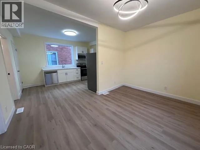 315 WELLINGTON Street N Unit# 1, #1