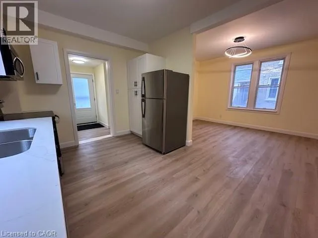 315 WELLINGTON Street N Unit# 1, #1