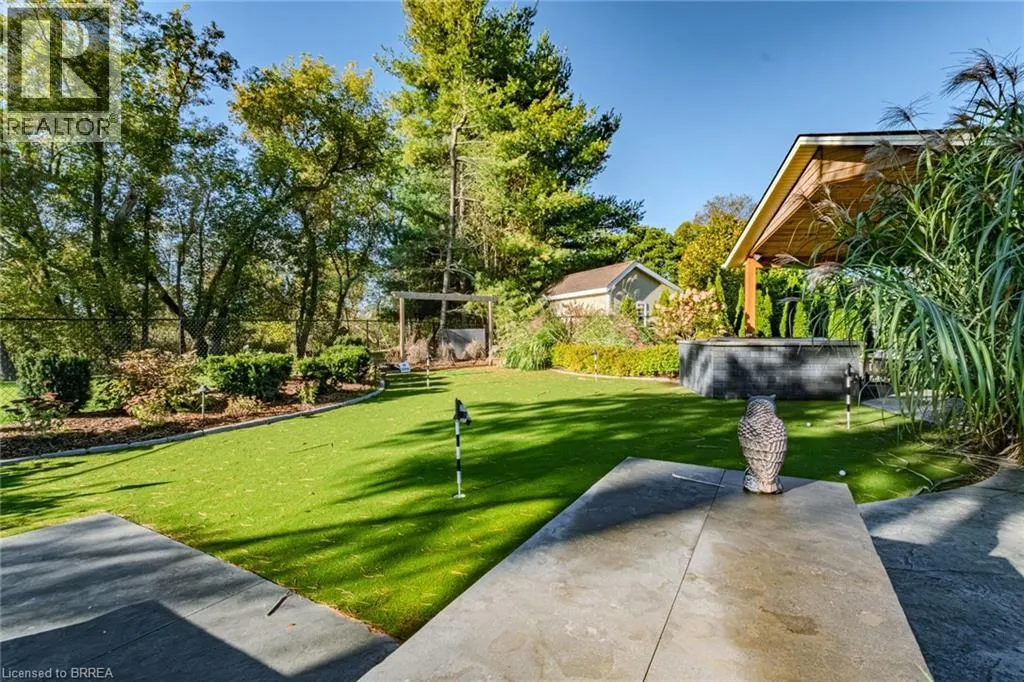233 OAKLAND Road