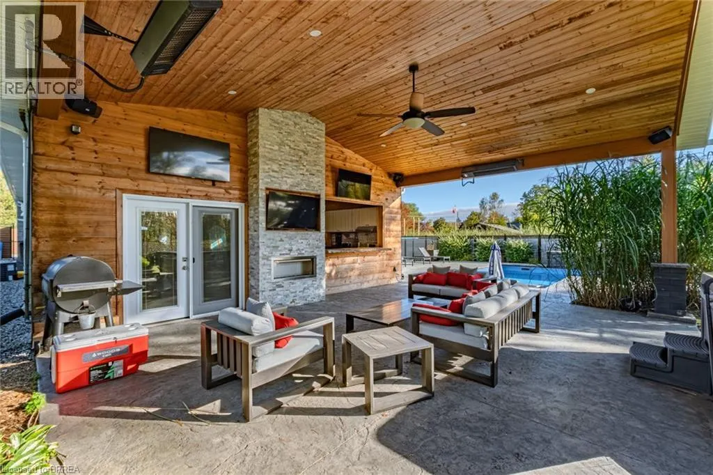 233 OAKLAND Road