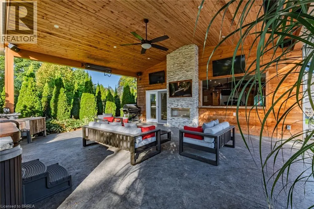 233 OAKLAND Road