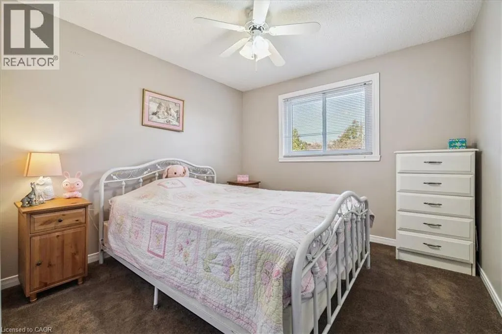 15 ELLINGTON Avenue Unit# 5, #5