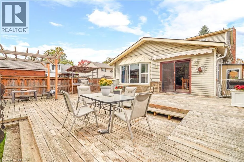 22 WAYNE Drive