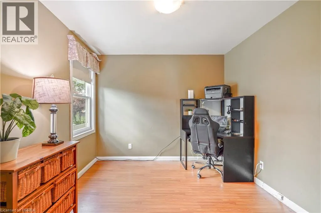 22 WAYNE Drive