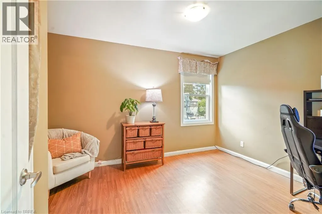 22 WAYNE Drive