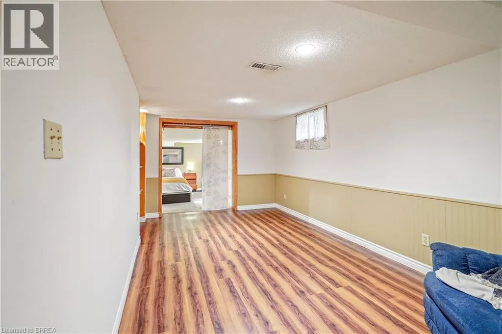 22 WAYNE Drive