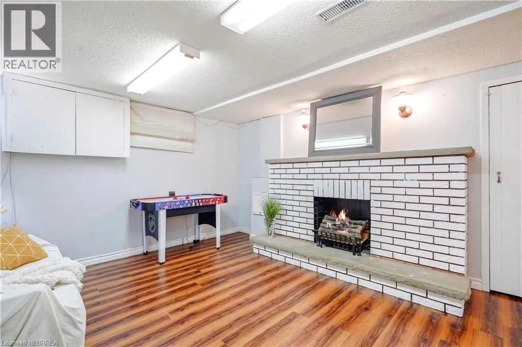22 WAYNE Drive