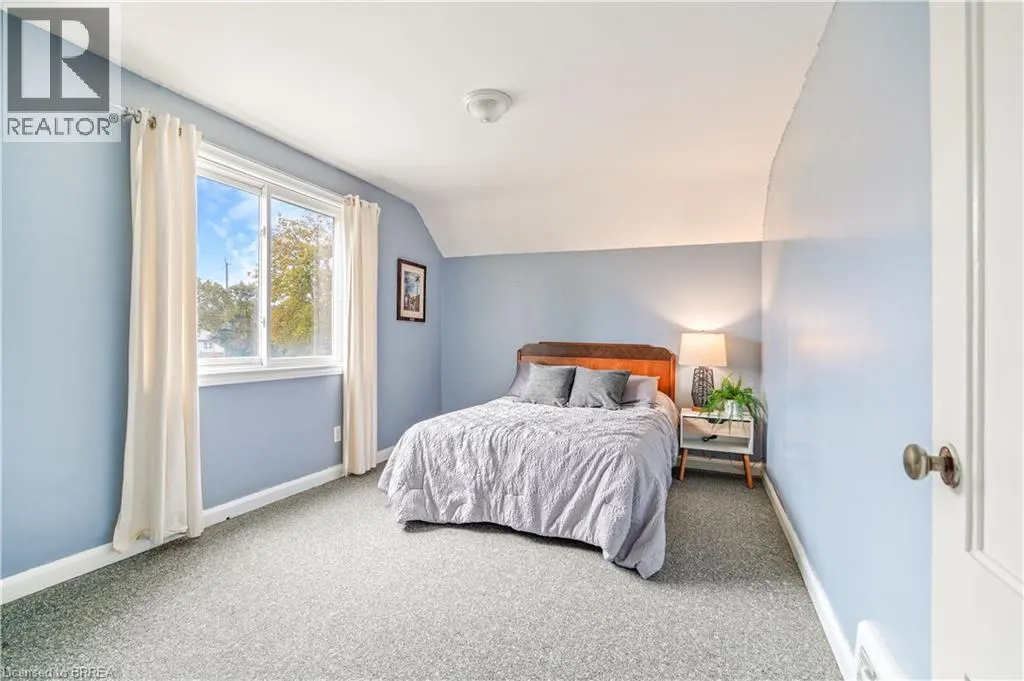 22 WAYNE Drive