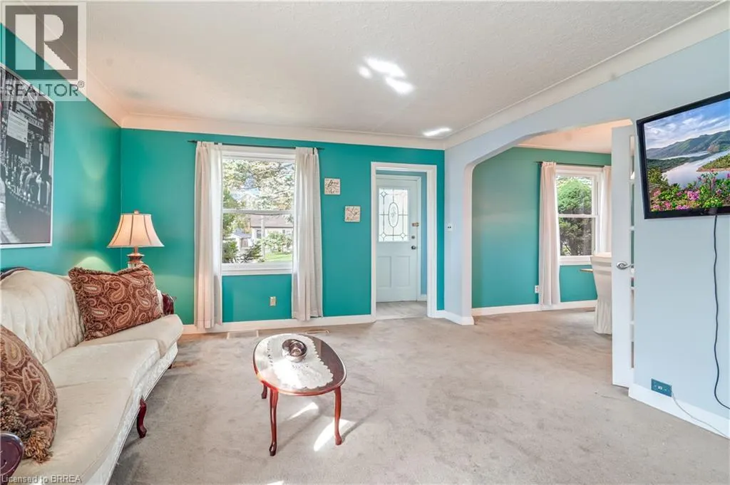 22 WAYNE Drive