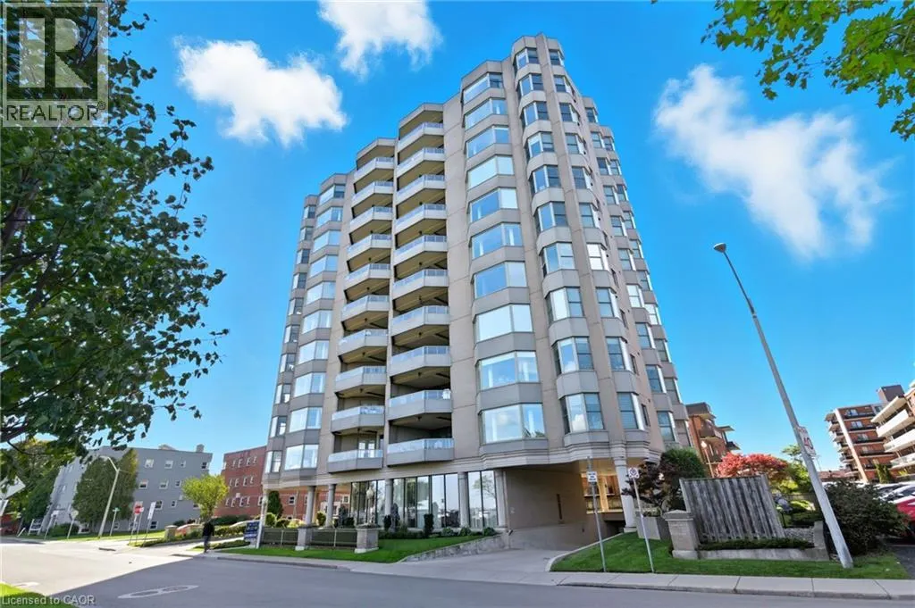 174 MOUNTAIN PARK Avenue Unit# 2W, #2W