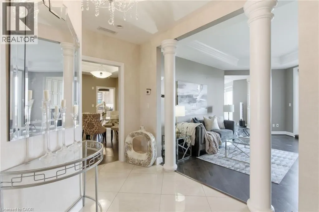 174 MOUNTAIN PARK Avenue Unit# 2W, #2W