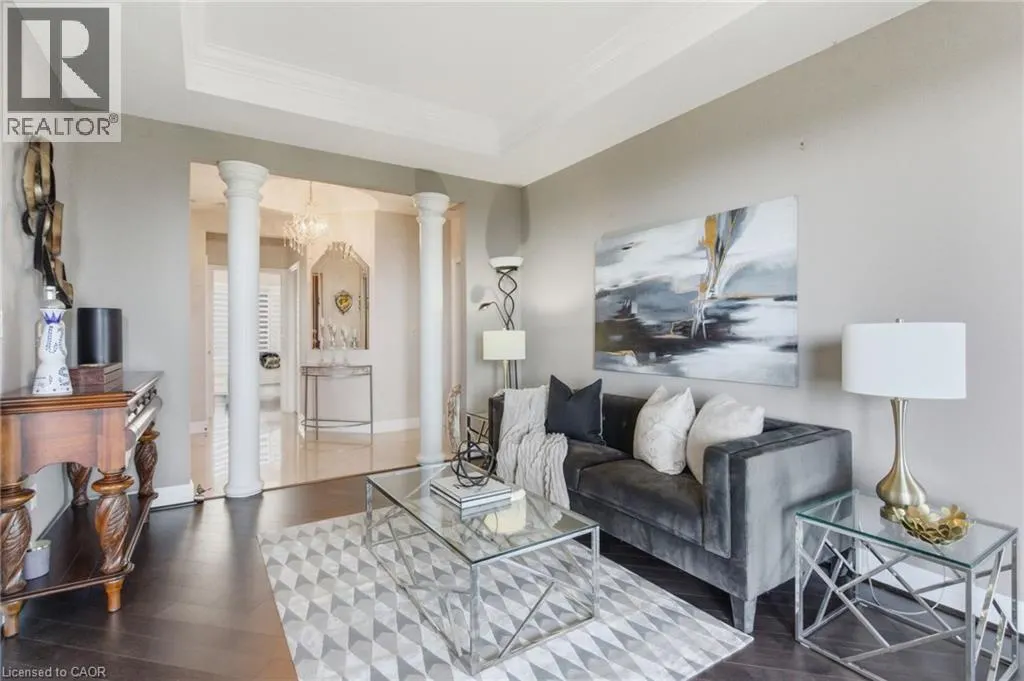 174 MOUNTAIN PARK Avenue Unit# 2W, #2W