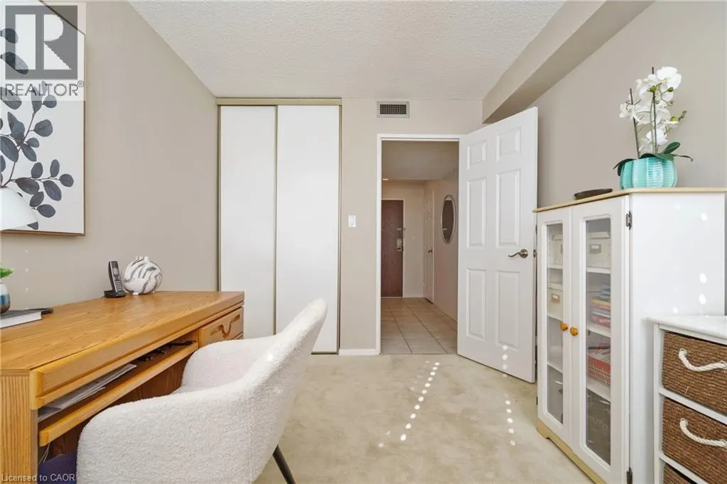 120 DUKE Street Unit# 403, #403