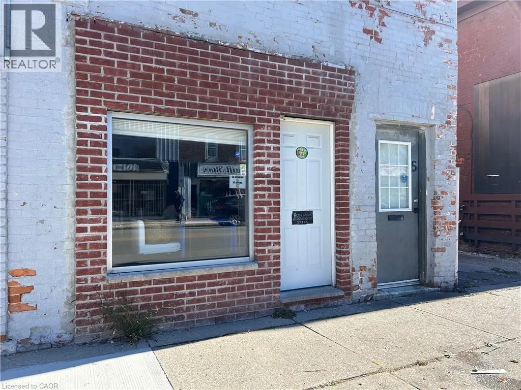 68 ROBINSON Street