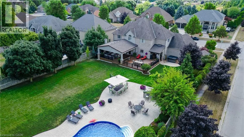 7 JOHN ROSS Court