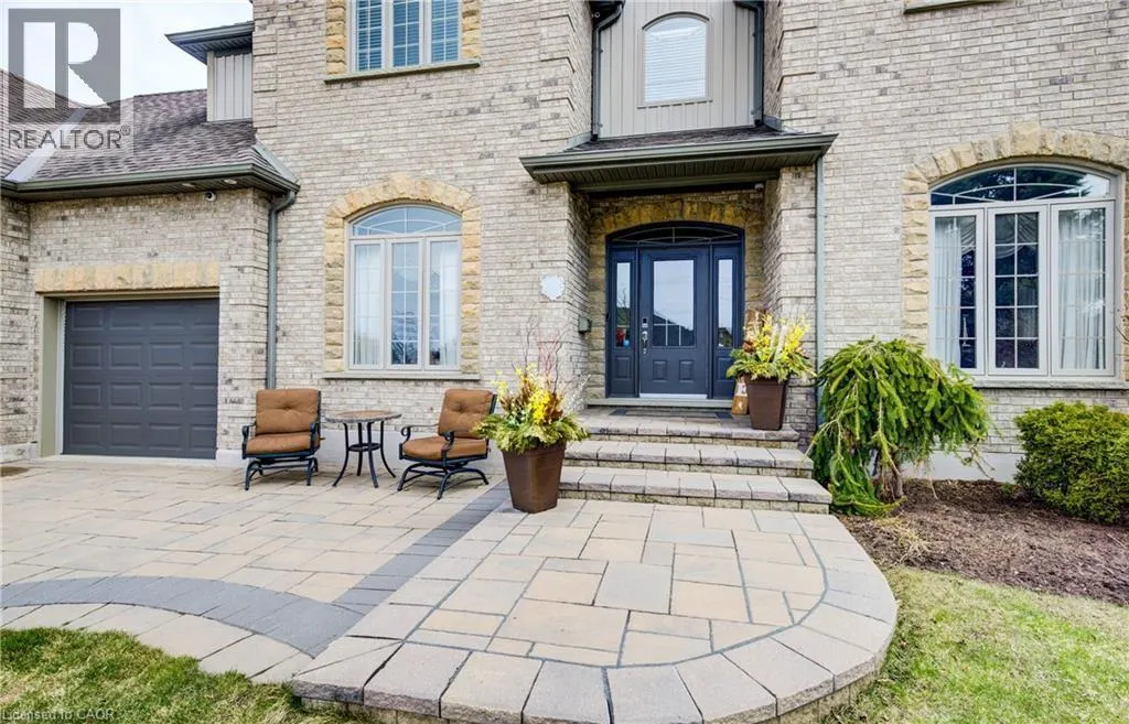 7 JOHN ROSS Court