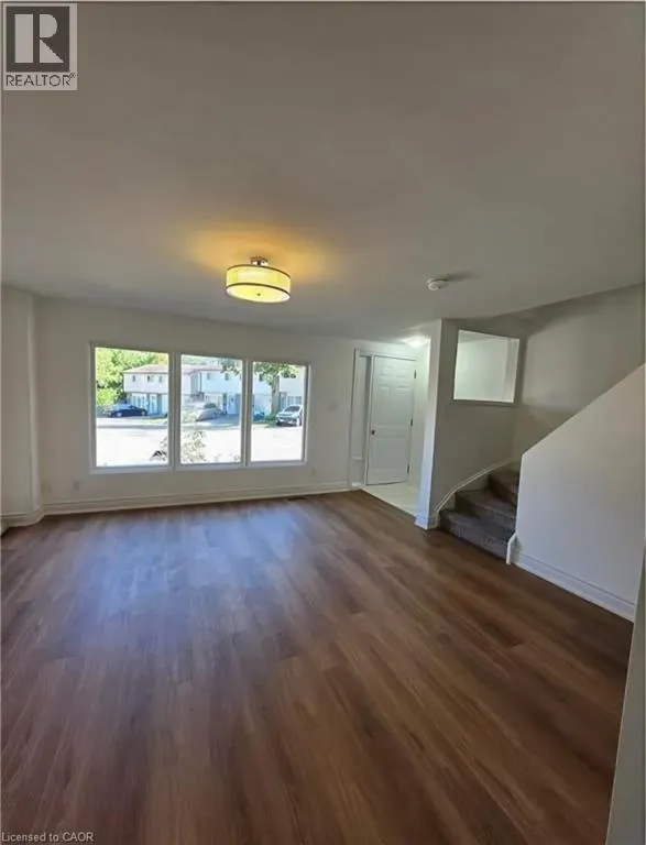 511 PARKVIEW Crescent