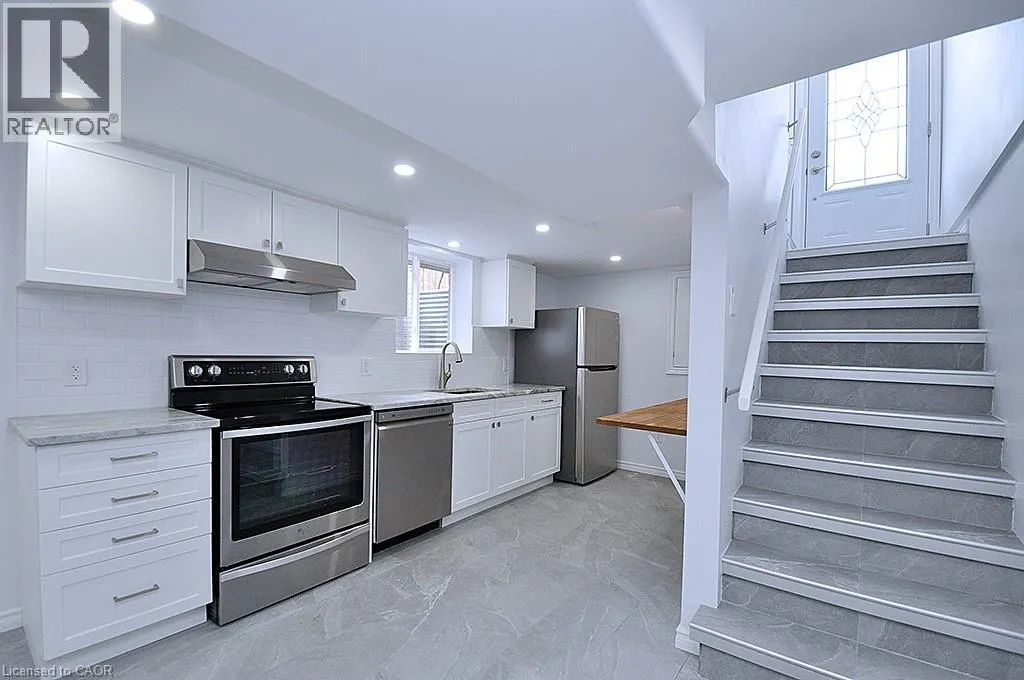 75 WOODHAVEN Road Unit# 1, #1