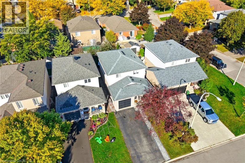 28 BROOKHEATH Lane