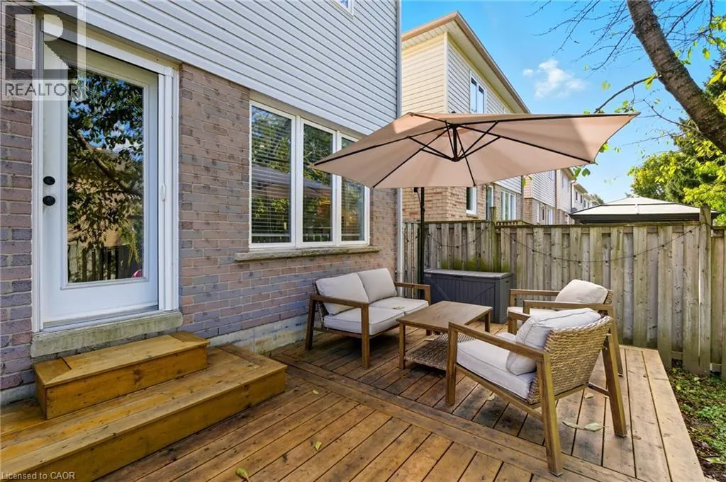 28 BROOKHEATH Lane
