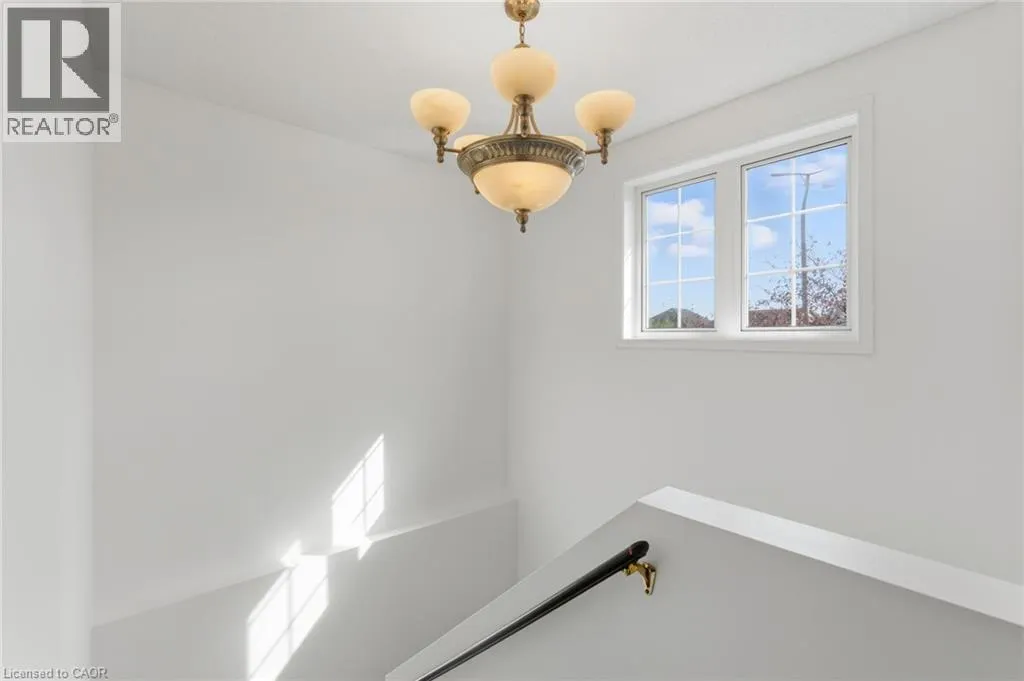 28 BROOKHEATH Lane