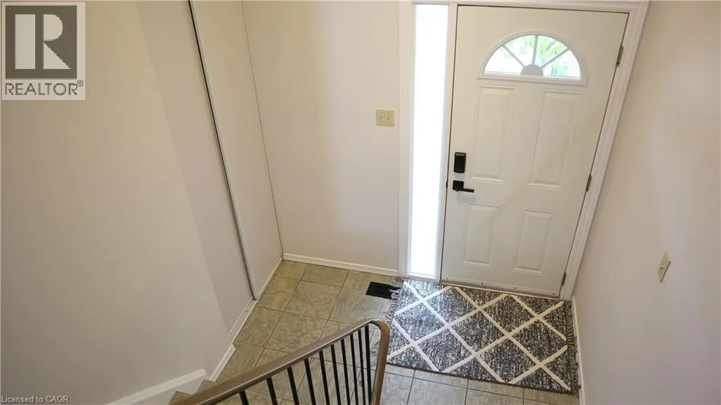 297 BLUEVALE Street N Unit# B, #B