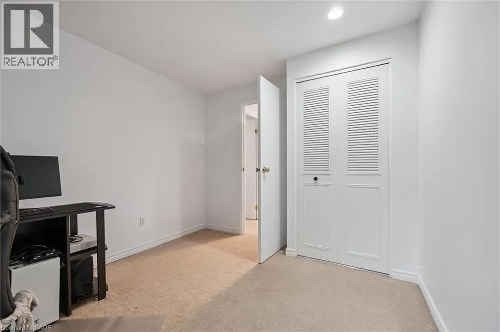 118 GLAMIS Road