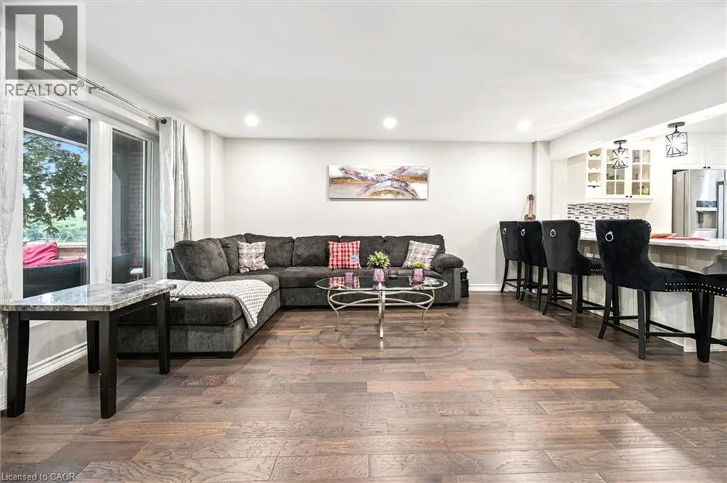 118 GLAMIS Road