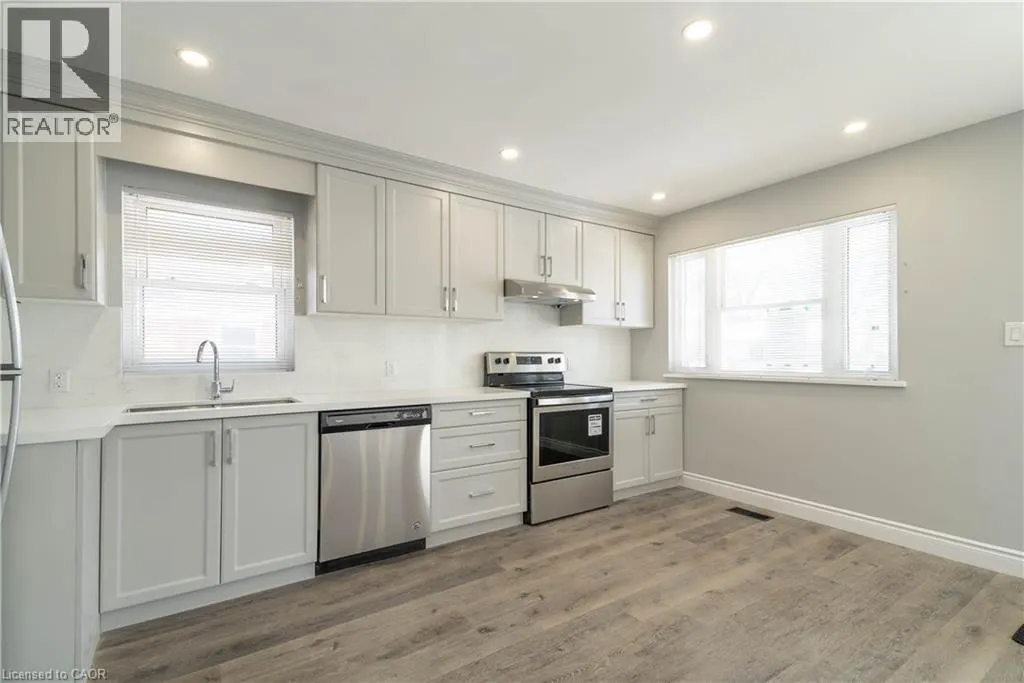 196 UPPER PARADISE Road Unit# 1, #1