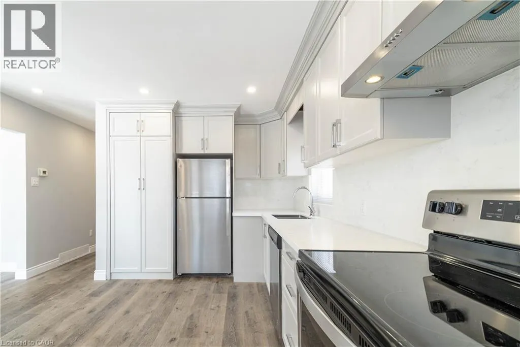 196 UPPER PARADISE Road Unit# 1, #1