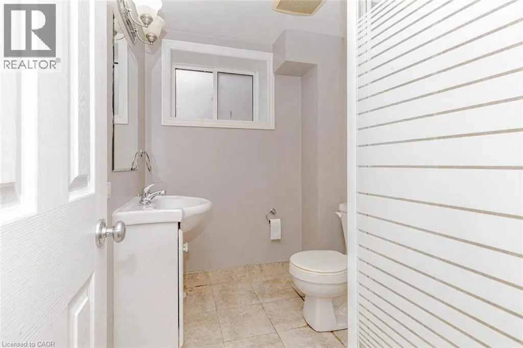 1259 TWIN OAKS Drive