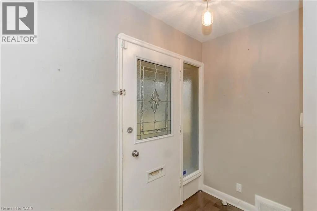1259 TWIN OAKS Drive