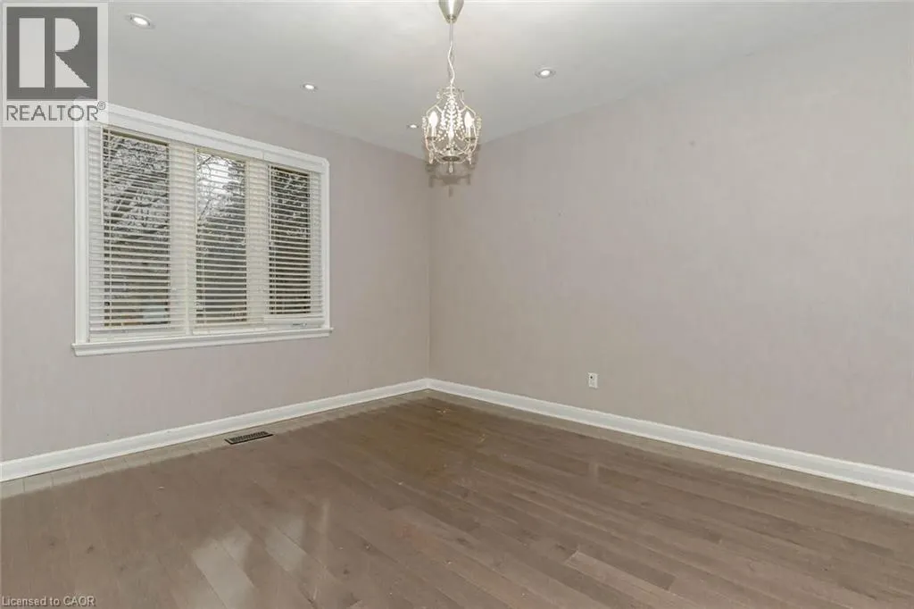 1259 TWIN OAKS Drive