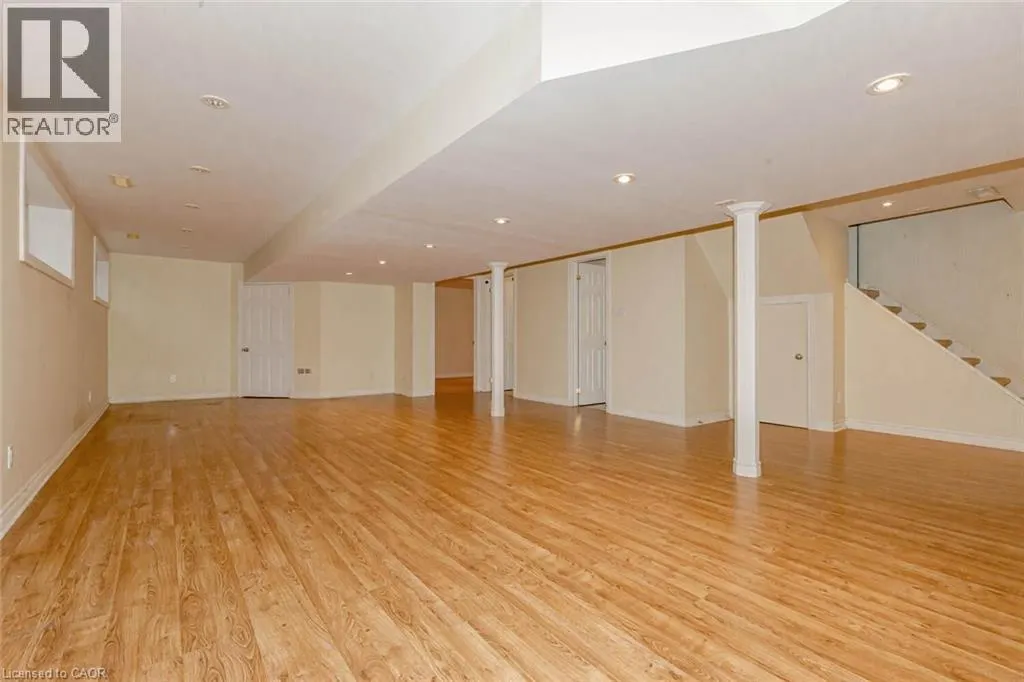 1259 TWIN OAKS Drive