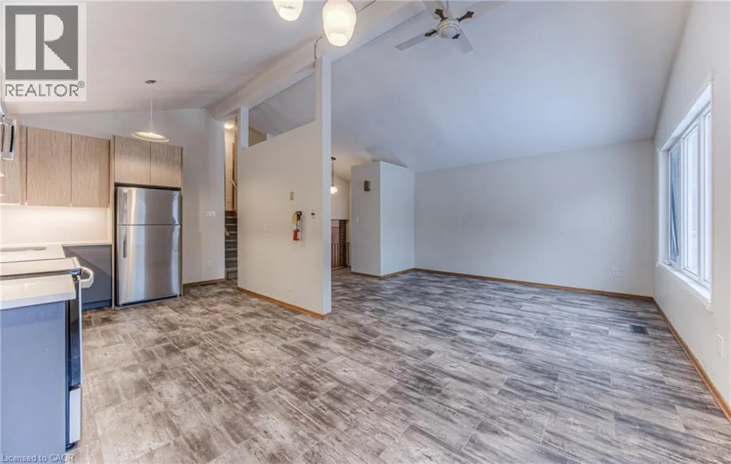 17 ROOSEVELT Avenue