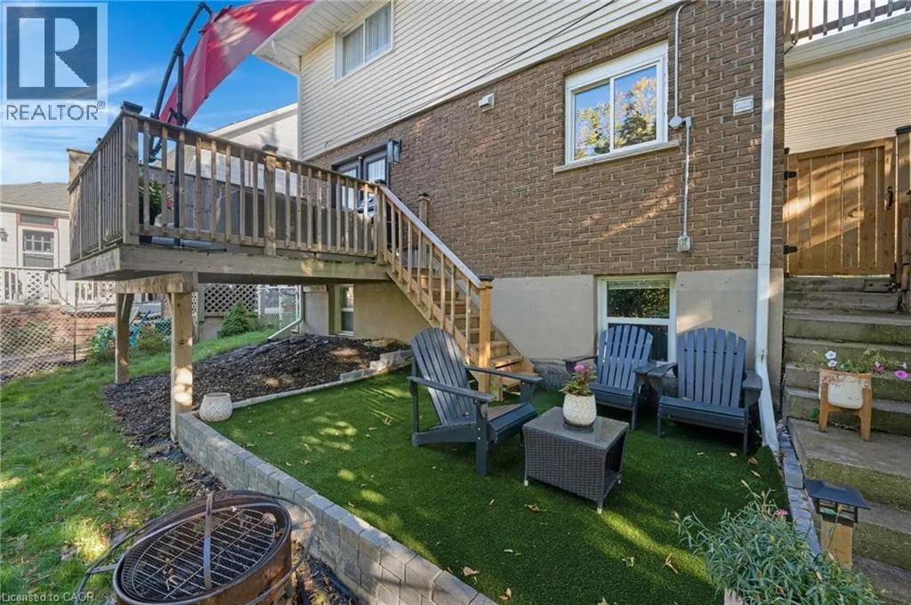 49 BERGEY Street