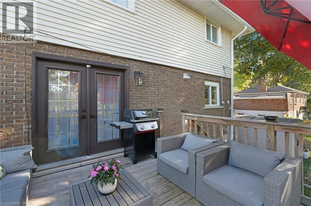 49 BERGEY Street