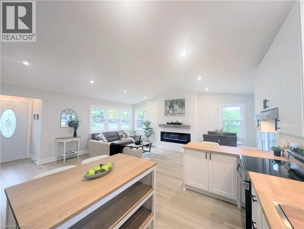 52 VALENCOURT Drive