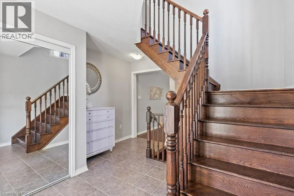 286 APPLE HILL Crescent