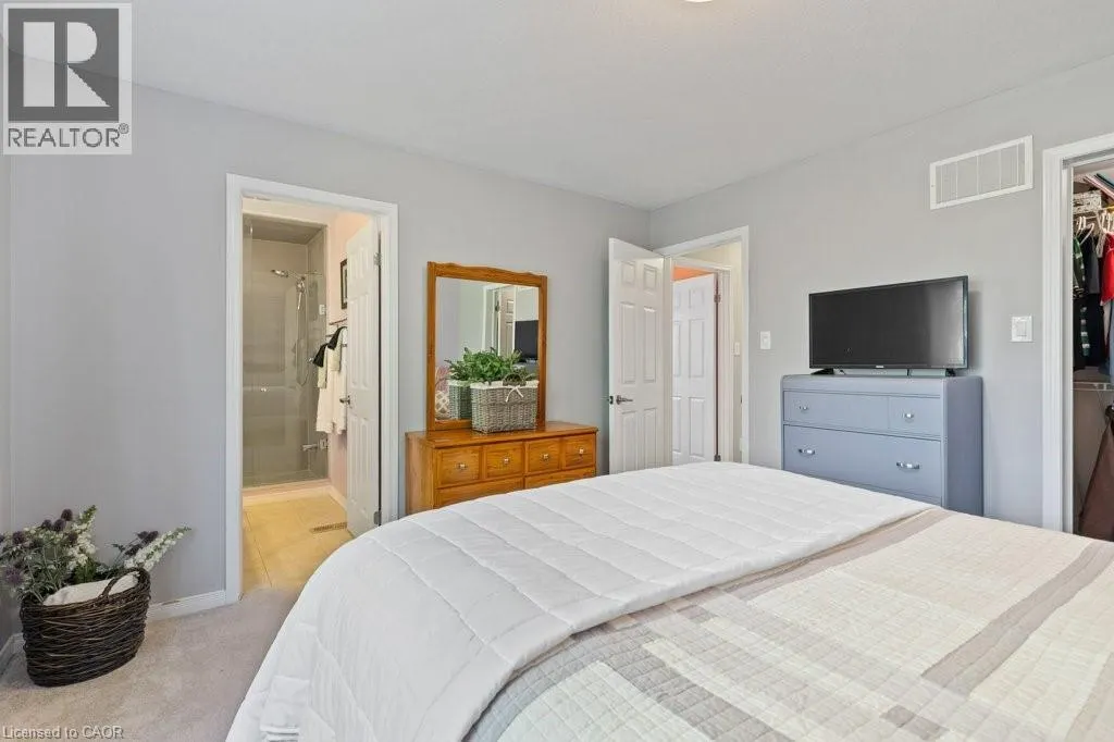 286 APPLE HILL Crescent