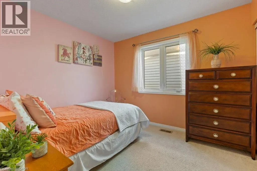 286 APPLE HILL Crescent