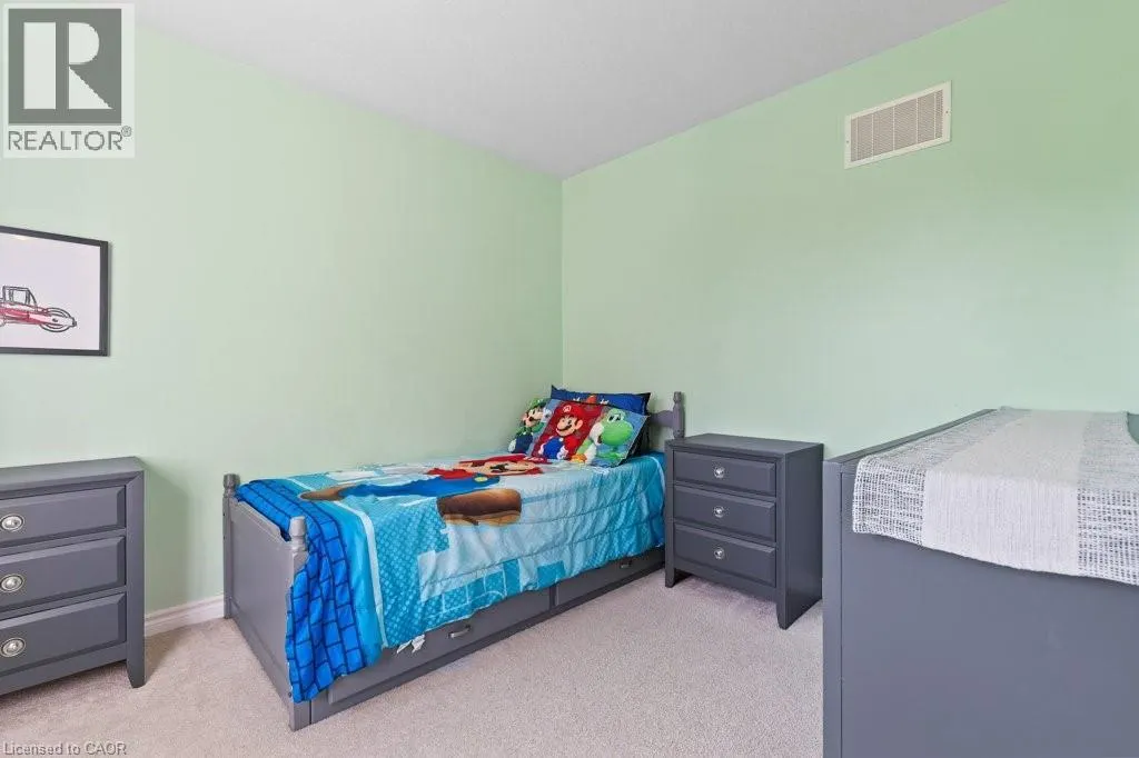 286 APPLE HILL Crescent