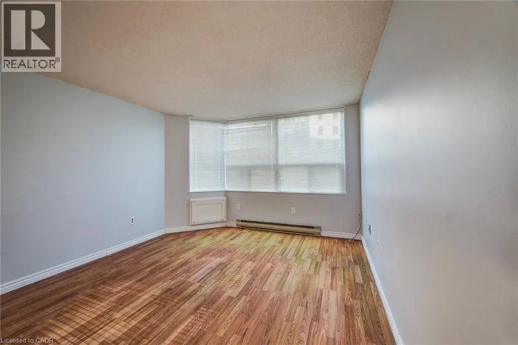 55 GREEN VALLEY Drive Unit# 811, #811