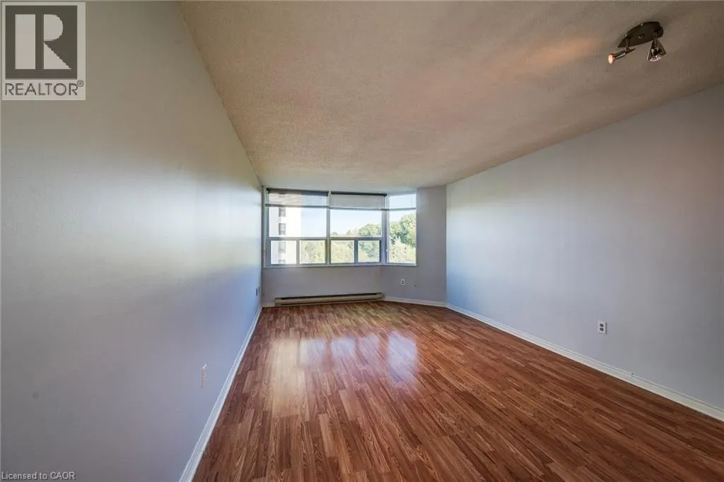 55 GREEN VALLEY Drive Unit# 811, #811