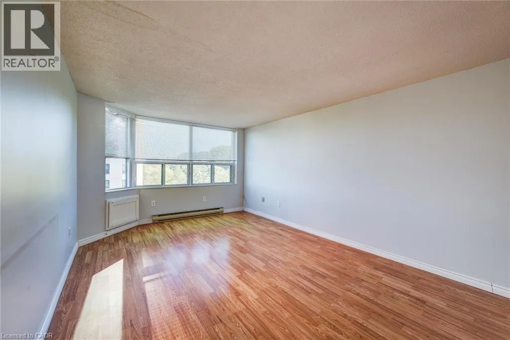 55 GREEN VALLEY Drive Unit# 811, #811